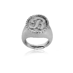 Oval chevalier with satin interior - The Writings of Love